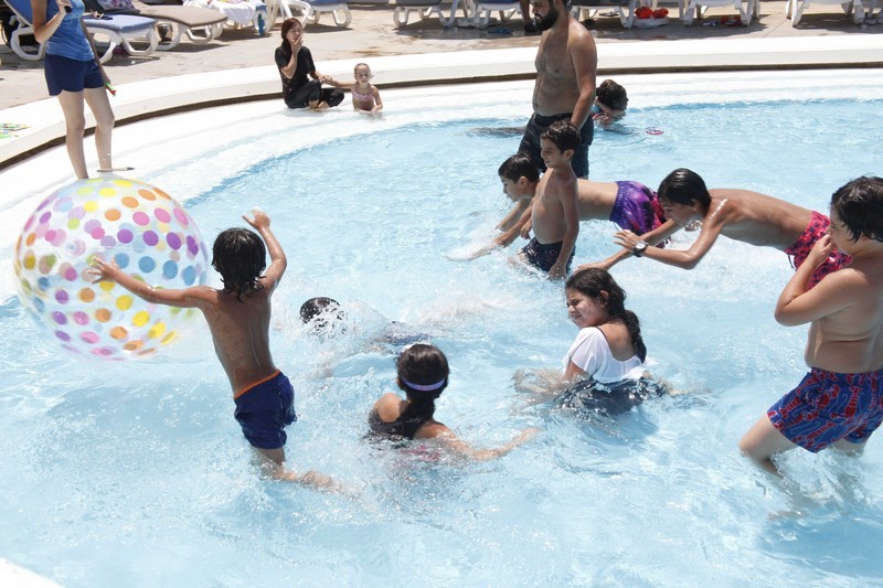 Family & Kids Pool Event