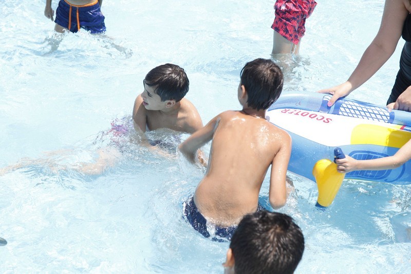 Family & Kids Pool Event