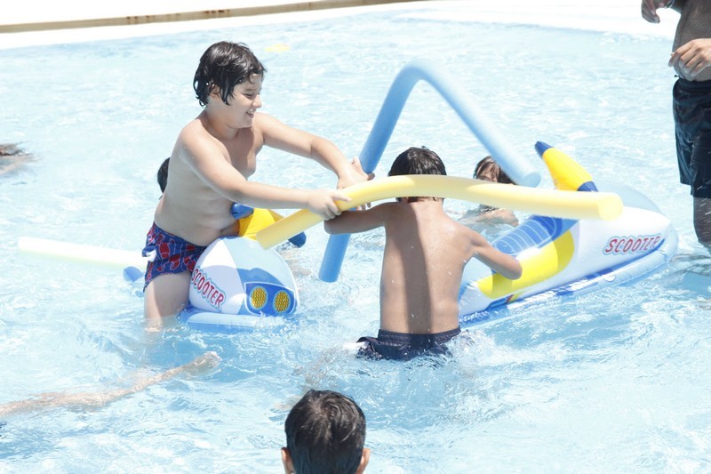 Family & Kids Pool Event