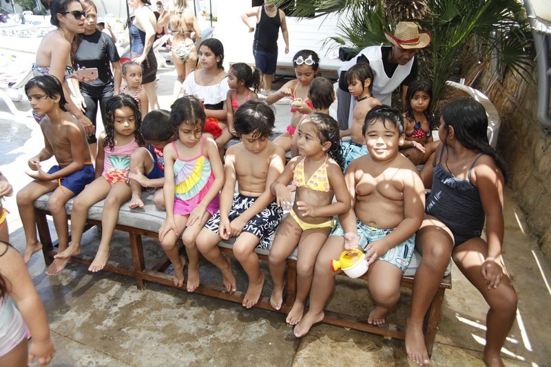 Family & Kids Pool Event