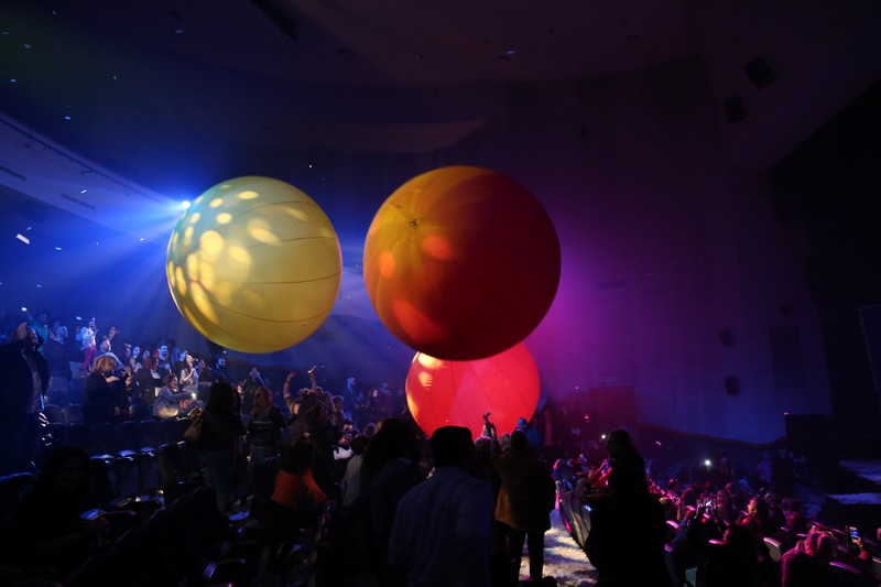 Slava's Snowshow in Lebanon