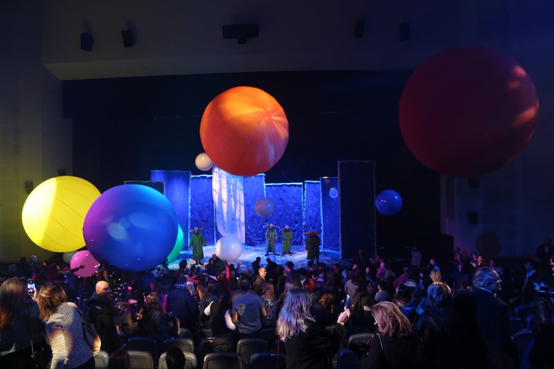 Slava's Snowshow in Lebanon