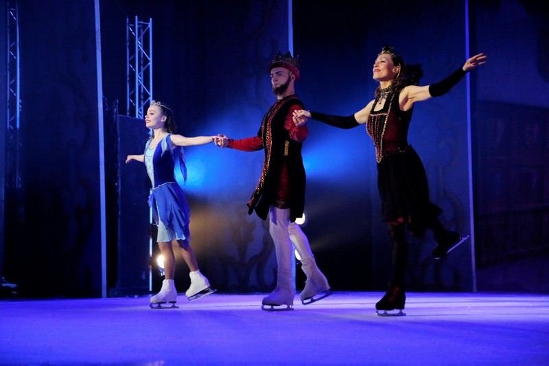 Snow White on Ice at Casino Du Liban 