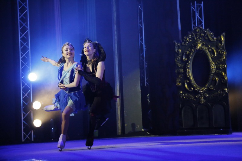 Snow White on Ice at Casino Du Liban 