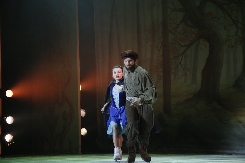 Snow White on Ice at Casino Du Liban 
