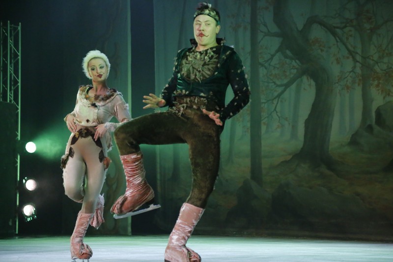 Snow White on Ice at Casino Du Liban 