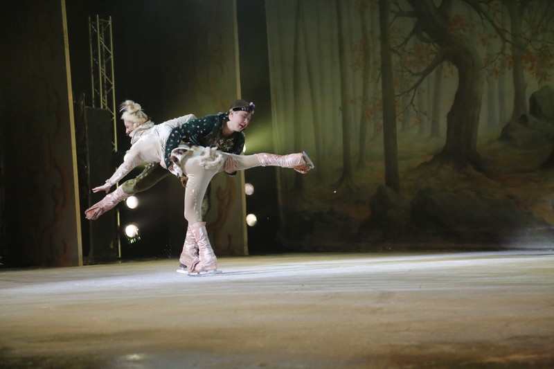 Snow White on Ice at Casino Du Liban 