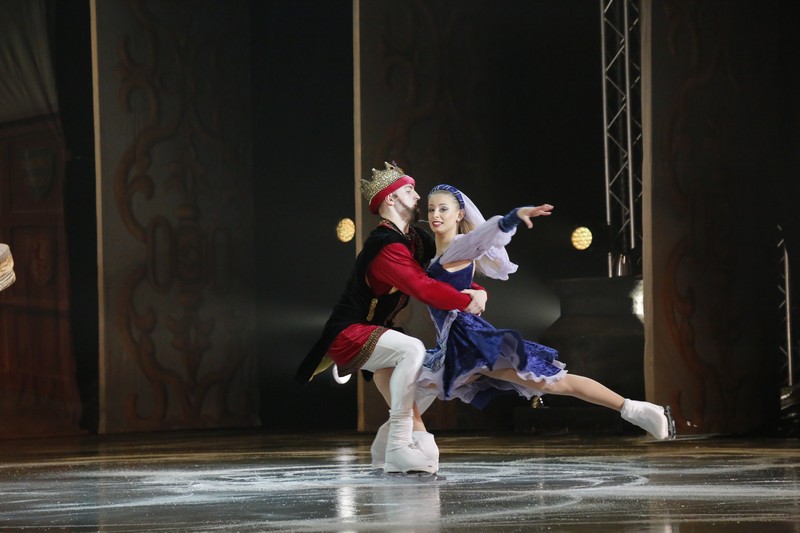 Snow White on Ice at Casino Du Liban 