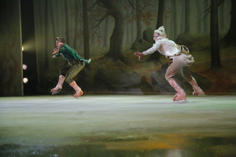 Snow White on Ice at Casino Du Liban 