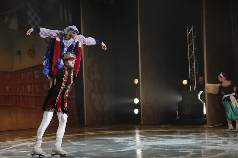 Snow White on Ice at Casino Du Liban 