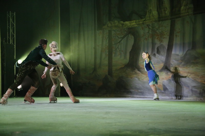 Snow White on Ice at Casino Du Liban 