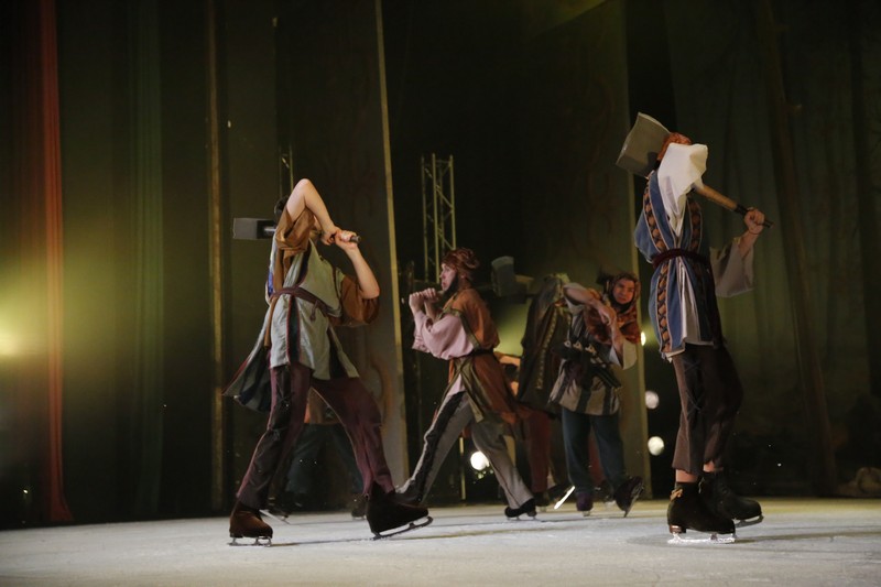 Snow White on Ice at Casino Du Liban 