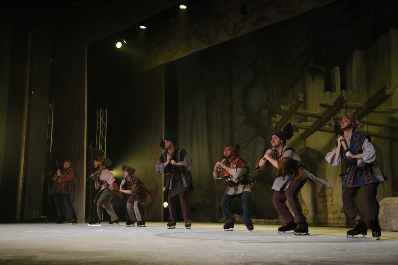 Snow White on Ice at Casino Du Liban 