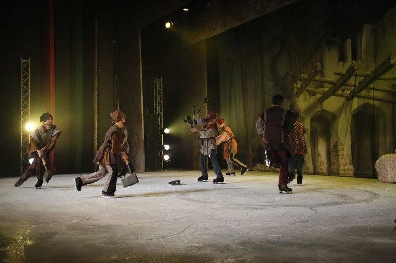 Snow White on Ice at Casino Du Liban 