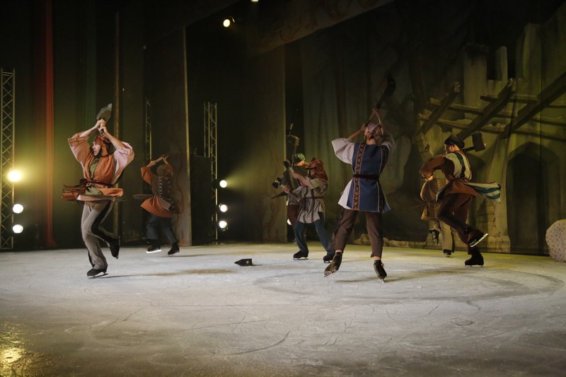 Snow White on Ice at Casino Du Liban 