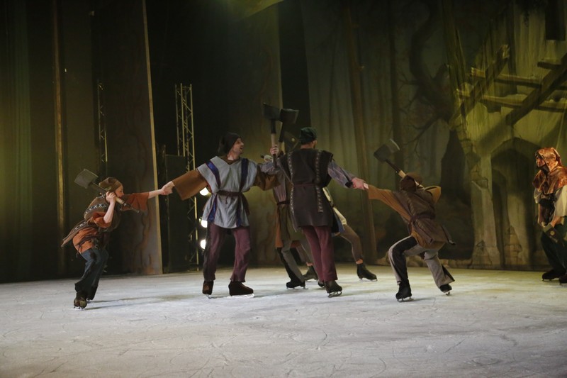 Snow White on Ice at Casino Du Liban 