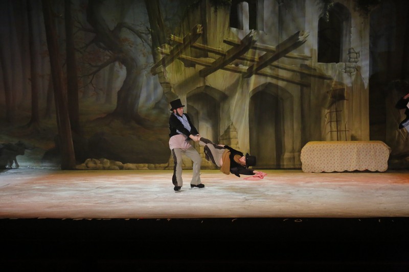 Snow White on Ice at Casino Du Liban 