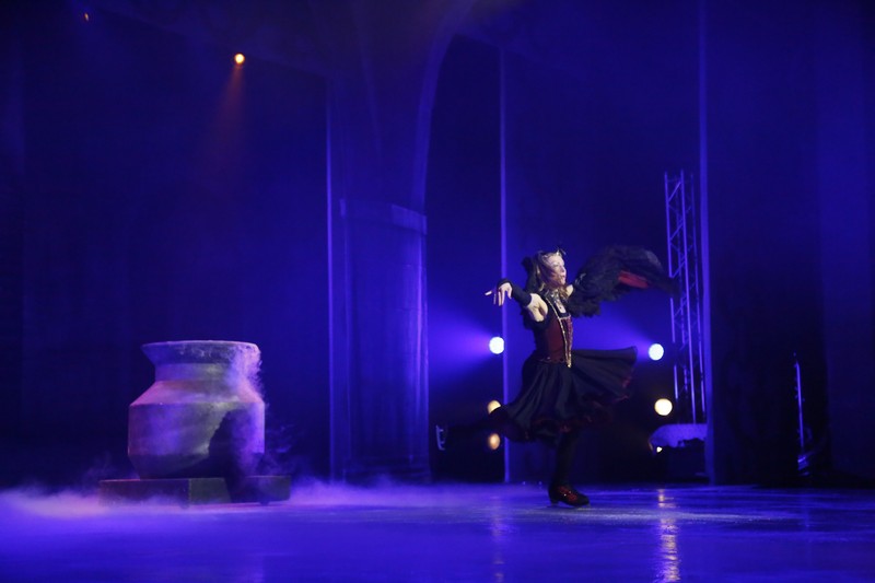 Snow White on Ice at Casino Du Liban 