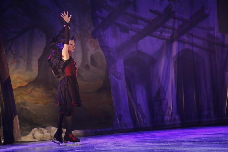 Snow White on Ice at Casino Du Liban 