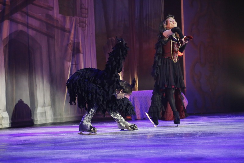 Snow White on Ice at Casino Du Liban 