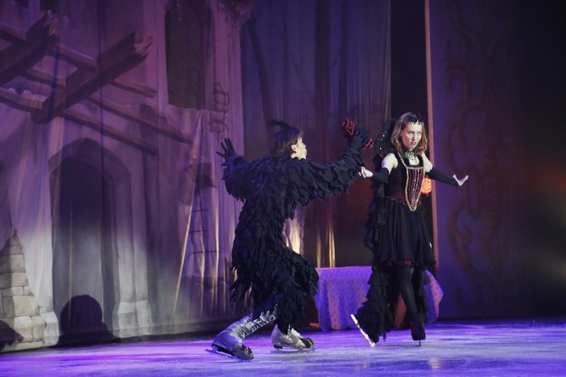 Snow White on Ice at Casino Du Liban 