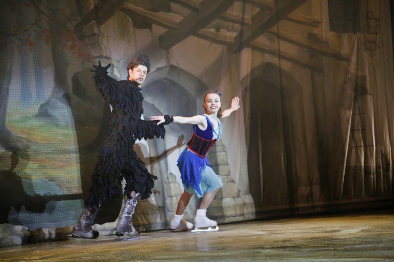 Snow White on Ice at Casino Du Liban 
