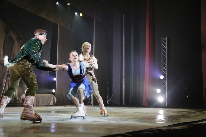 Snow White on Ice at Casino Du Liban 