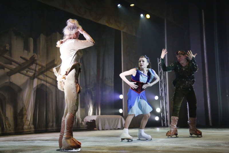 Snow White on Ice at Casino Du Liban 