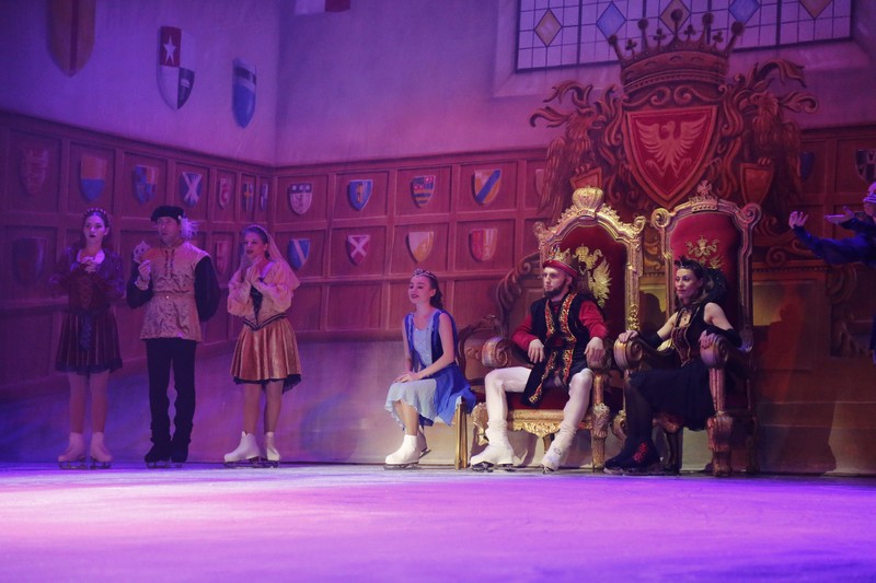 Snow White on Ice at Casino Du Liban 