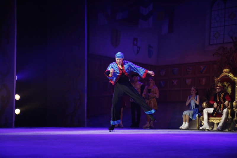 Snow White on Ice at Casino Du Liban 