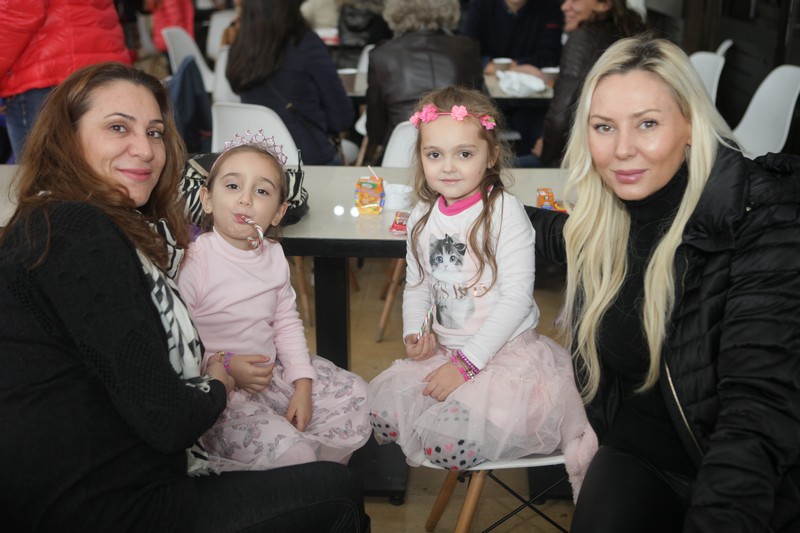 Saint Nicolas et le Telethon à l'institut français du Liban 