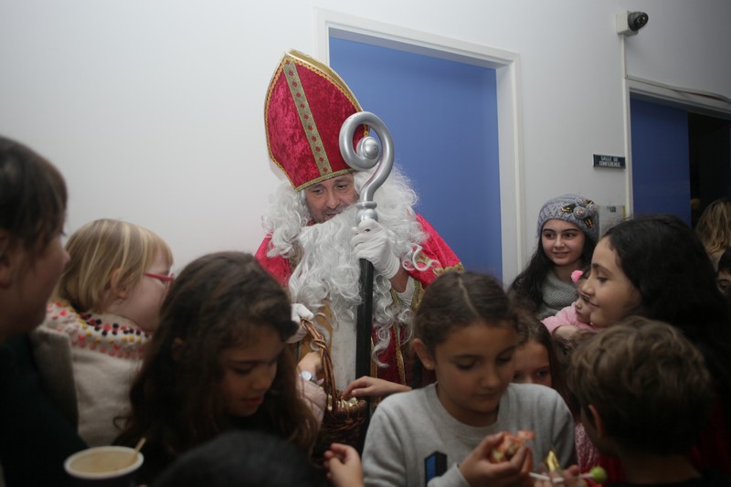 Saint Nicolas et le Telethon à l'institut français du Liban 