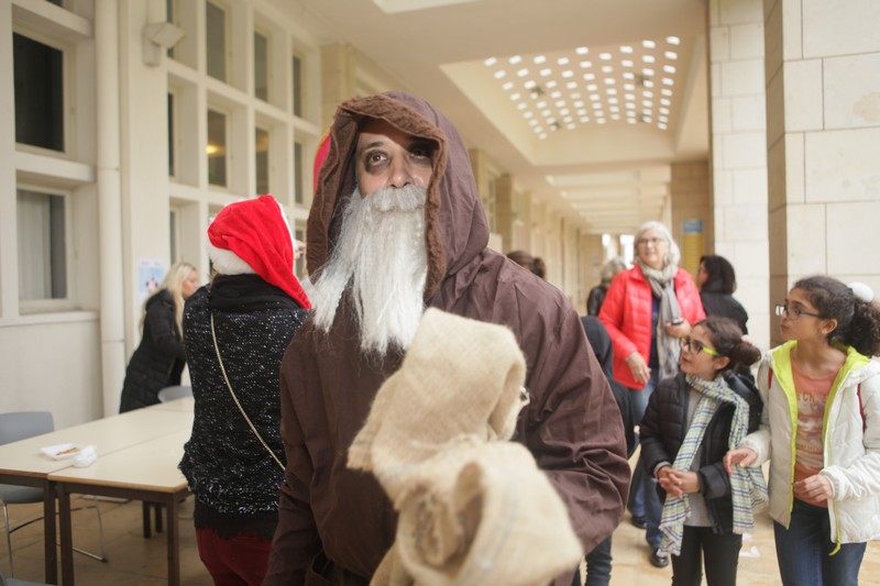 Saint Nicolas et le Telethon à l'institut français du Liban 