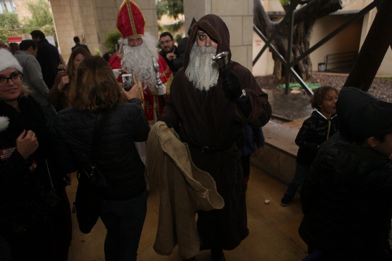 Saint Nicolas et le Telethon à l'institut français du Liban 