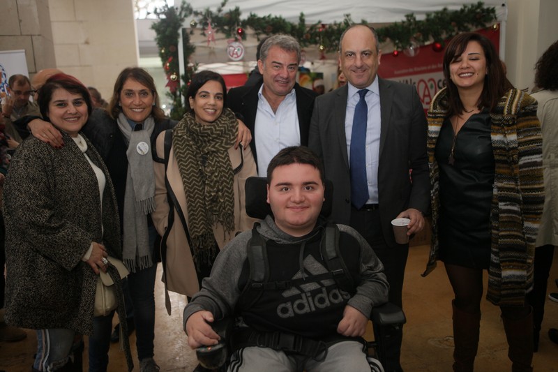 Saint Nicolas et le Telethon à l'institut français du Liban 