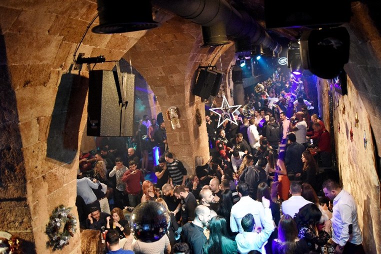 Taiga Batroun On Saturday Night