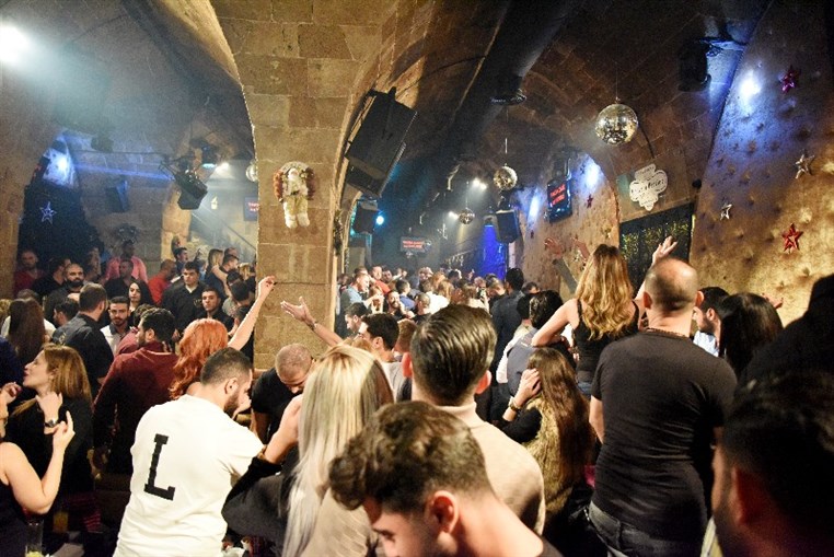 Taiga Batroun On Saturday Night