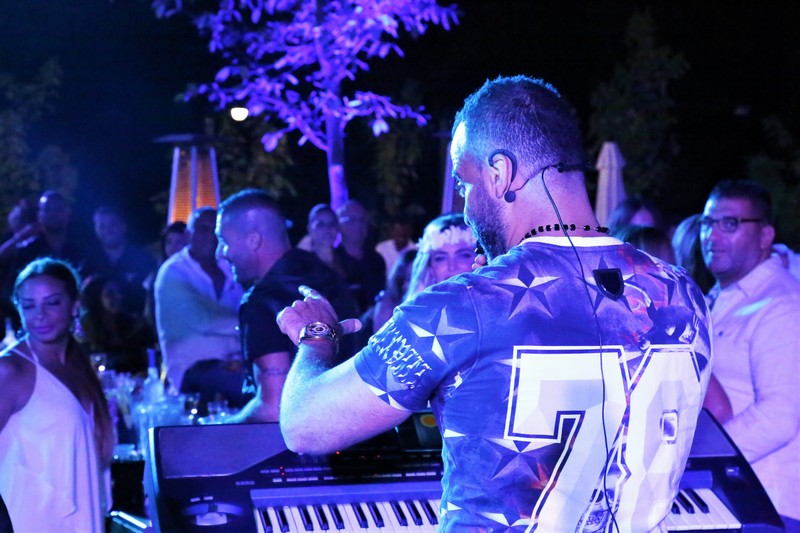 Joe Ashkar live at The Notch 