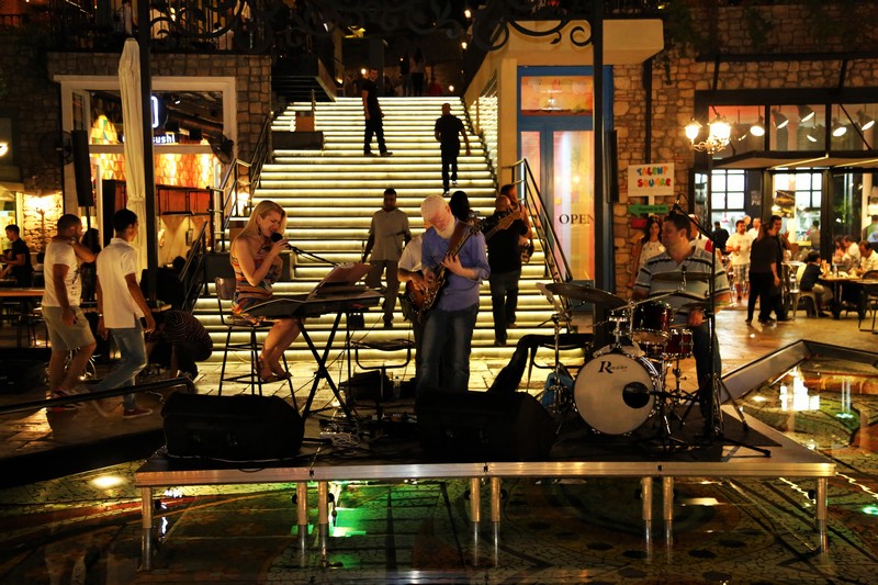 The Village Dbayeh on Saturday Night