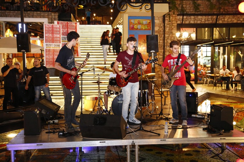 Mozart Chahine New Talents at The Village Dbayeh 