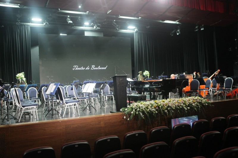 Theatre du Boulevard Opening