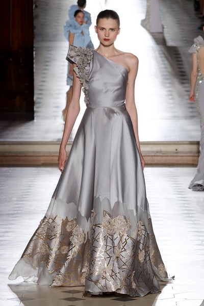 Tony Ward Couture Fall Winter 2017-18 collection