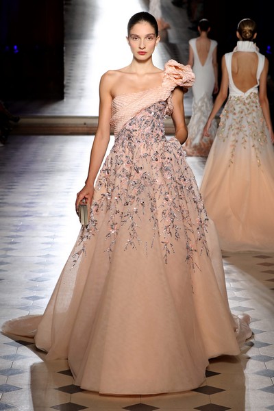 Tony Ward Couture Fall Winter 2017-18 collection