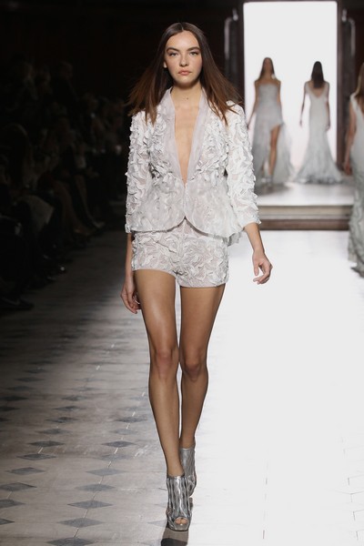 Tony Ward Spring Summer 2016 Collection at PFW