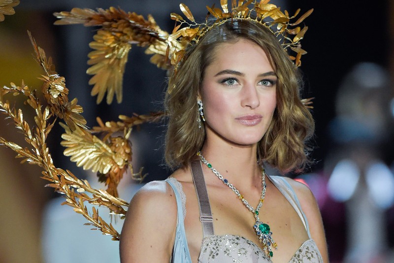 VS Fashion Show & Mouawad Jewelry