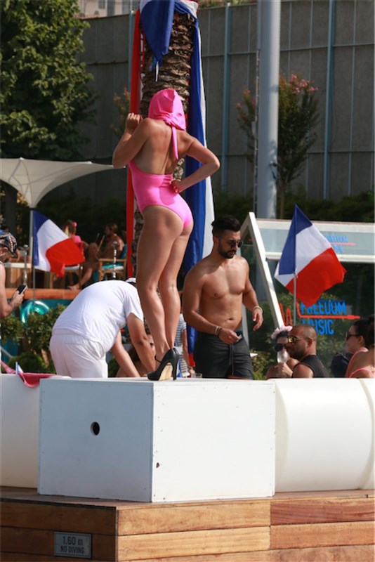 France Meets Veer