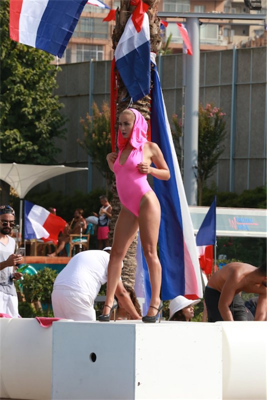 France Meets Veer