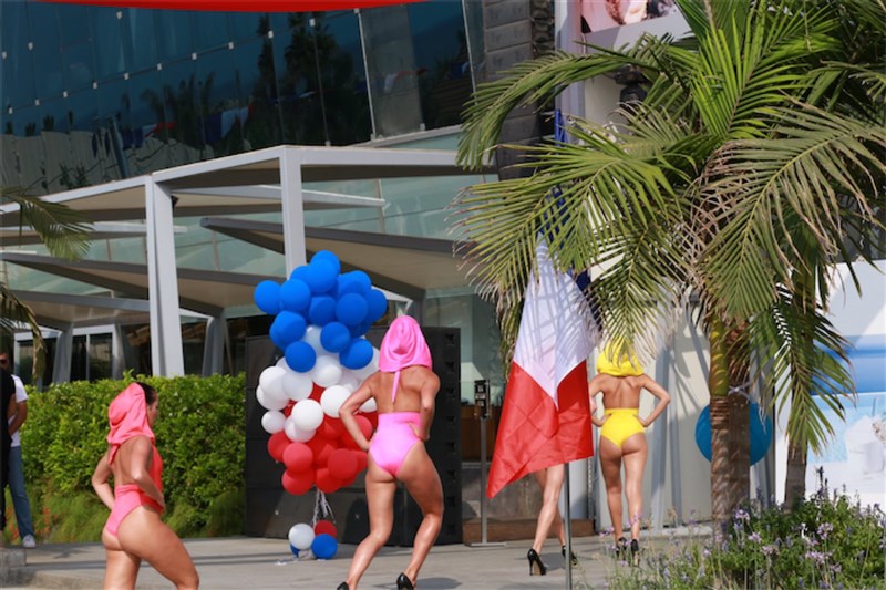 France Meets Veer