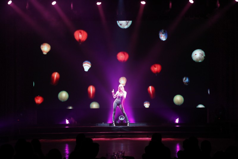 Veronic Dicaire at CASINO DU LIBAN 
