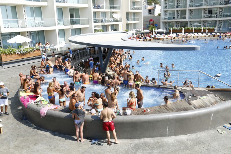 Sunday Pool Party at Whitelace